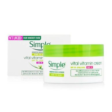 Simple Kind To Skin Vital Vitamin Day Cream SPF 15, 50ml